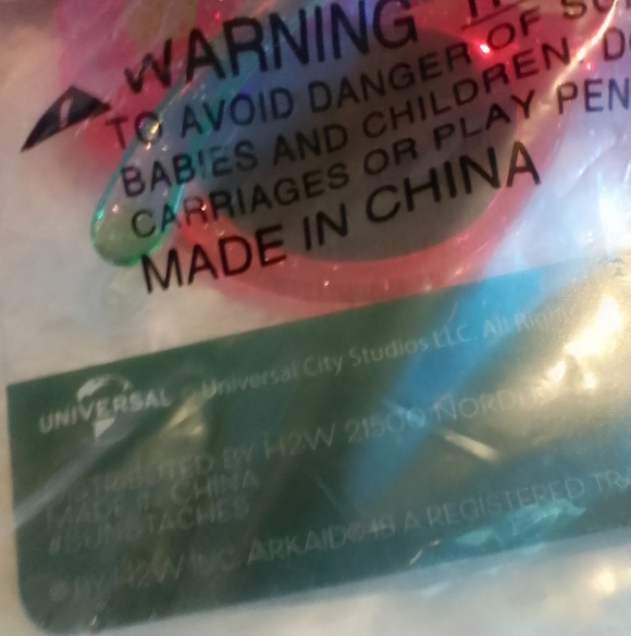 Wicked Movie Sunglasses – Universal City Studios – Exclusive – New in Package - Picture 11 of 13